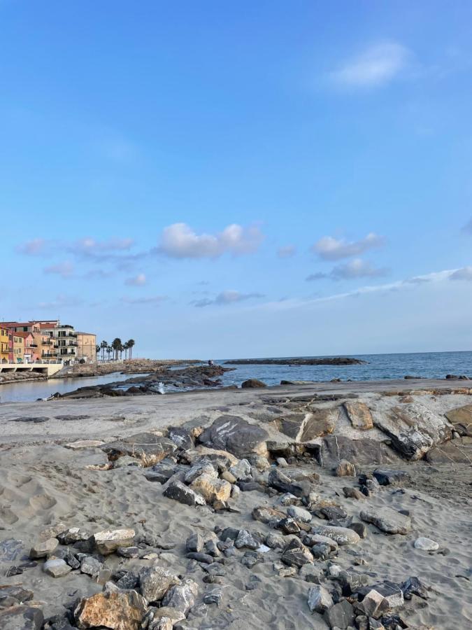Casa Del Cardinale Apartment Santo Stefano al Mare Exterior photo